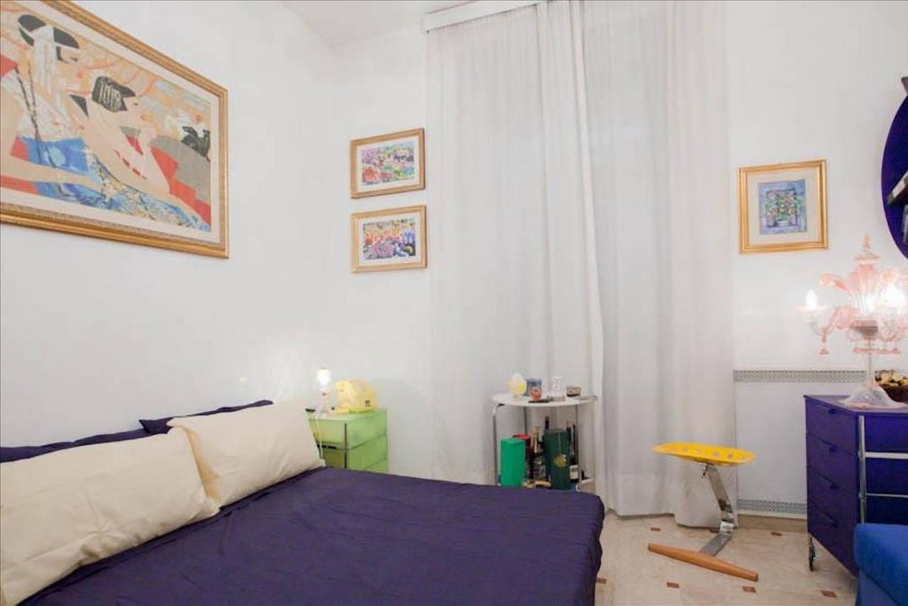 Holiday Jeans Apartment Рим Екстериор снимка